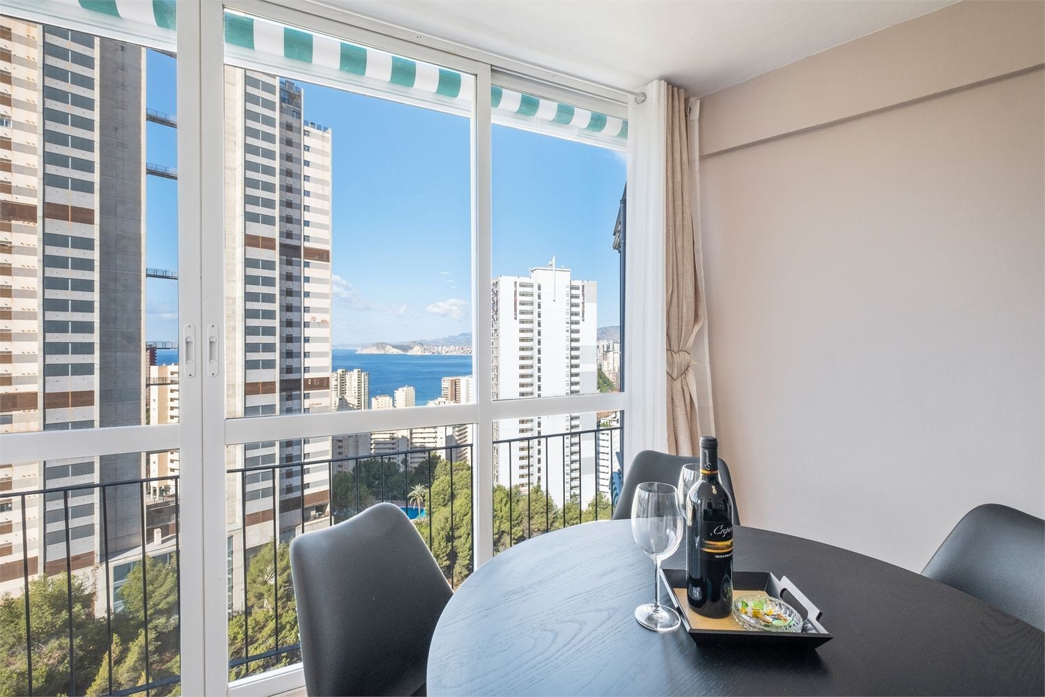 Apartment in Benidorm, Alicante, Spain 2 bedrooms, 65 sq.m. No. 179706
