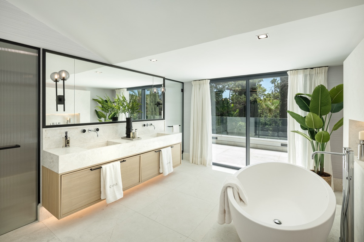 Villa Marbella, Malaga, Spānijā 7 istabas, 1636 m2 Nr. 134562