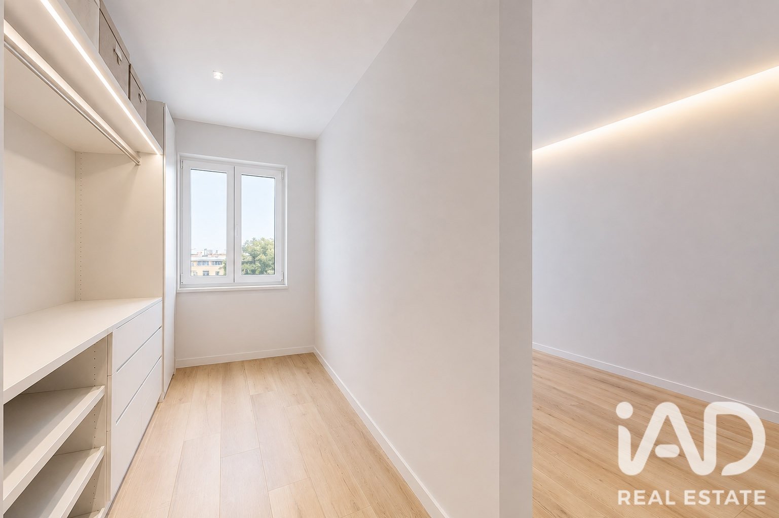 Townhouse in Sabadell, Barcelona, Spain 4 bedrooms, 221.84 sq.m. No. 187971