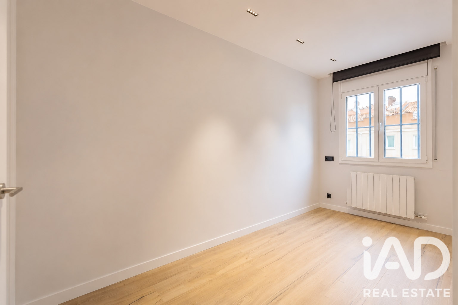 Townhouse in Sabadell, Barcelona, Spain 4 bedrooms, 221.84 sq.m. No. 187971
