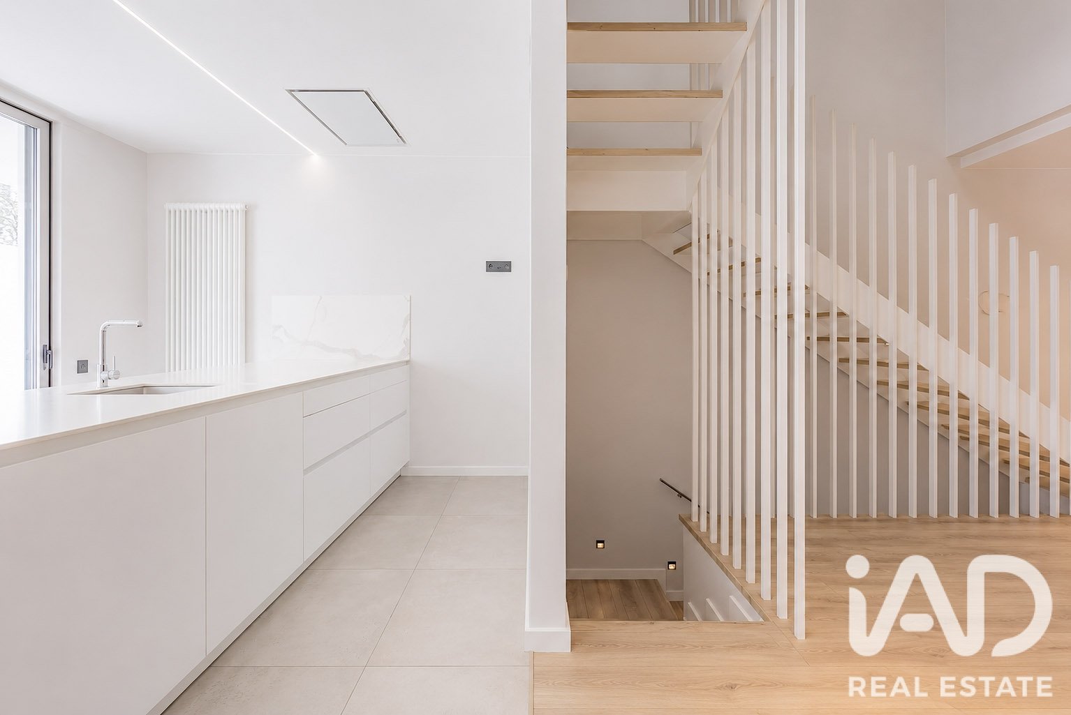 Townhouse in Sabadell, Barcelona, Spain 4 bedrooms, 221.84 sq.m. No. 187971