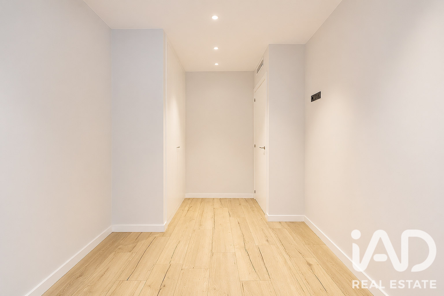 Townhouse in Sabadell, Barcelona, Spain 4 bedrooms, 221.84 sq.m. No. 187971