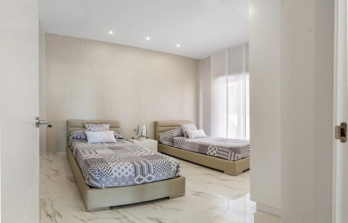 Villa i Alicante, Spanien 3 sovrum, 163 kvm. Nr. 95979
