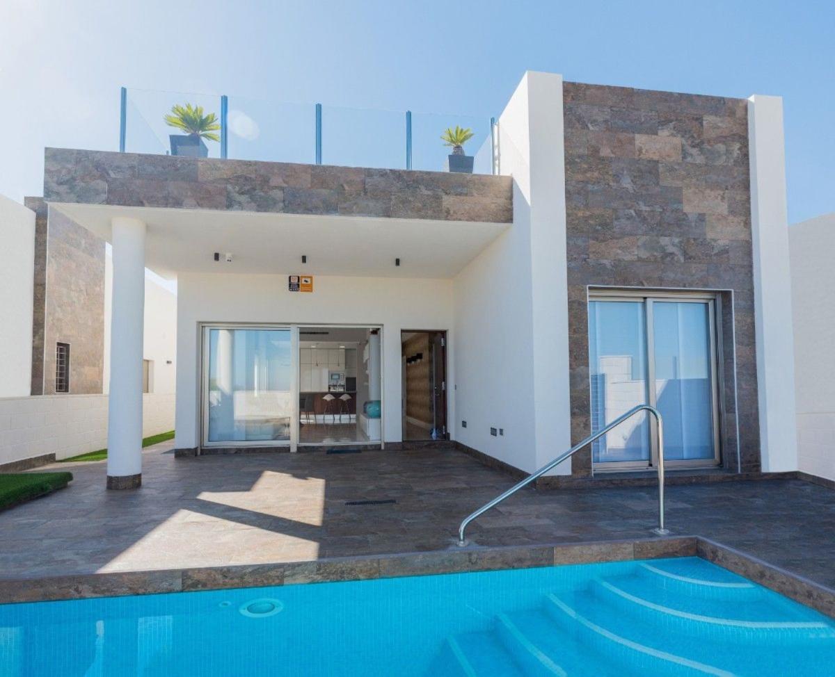 Villa i Alicante, Spanien 3 sovrum, 163 kvm. Nr. 95979