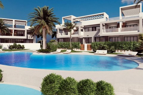Bungalow w Torrevieja, Alicante, Hiszpania 2 sypialnie, 131 mkw. nr 95980