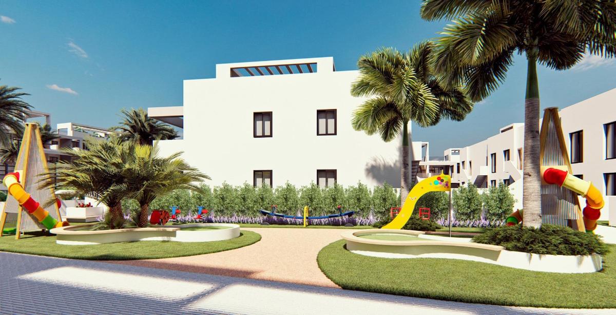 Bungalow in Torrevieja, Alicante, Spain 2 bedrooms, 131 sq.m. No. 95980