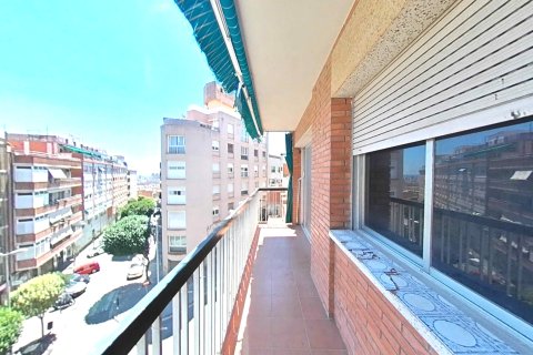 Wohnung in Badalona, Barcelona, Spanien 2 Schlafzimmer, 97 m2 Nr. 195287