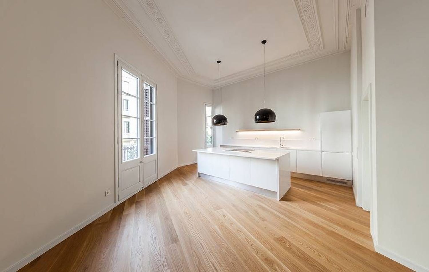 Apartamento en Barcelona, España 2 dormitorios, 110 m2 No. 161321