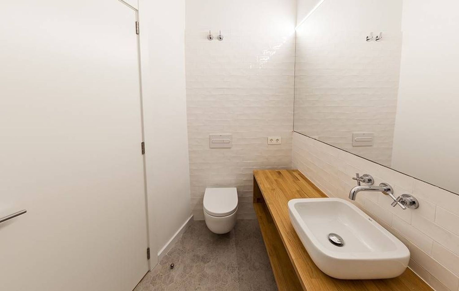 Apartamento en Barcelona, España 2 dormitorios, 110 m2 No. 161321