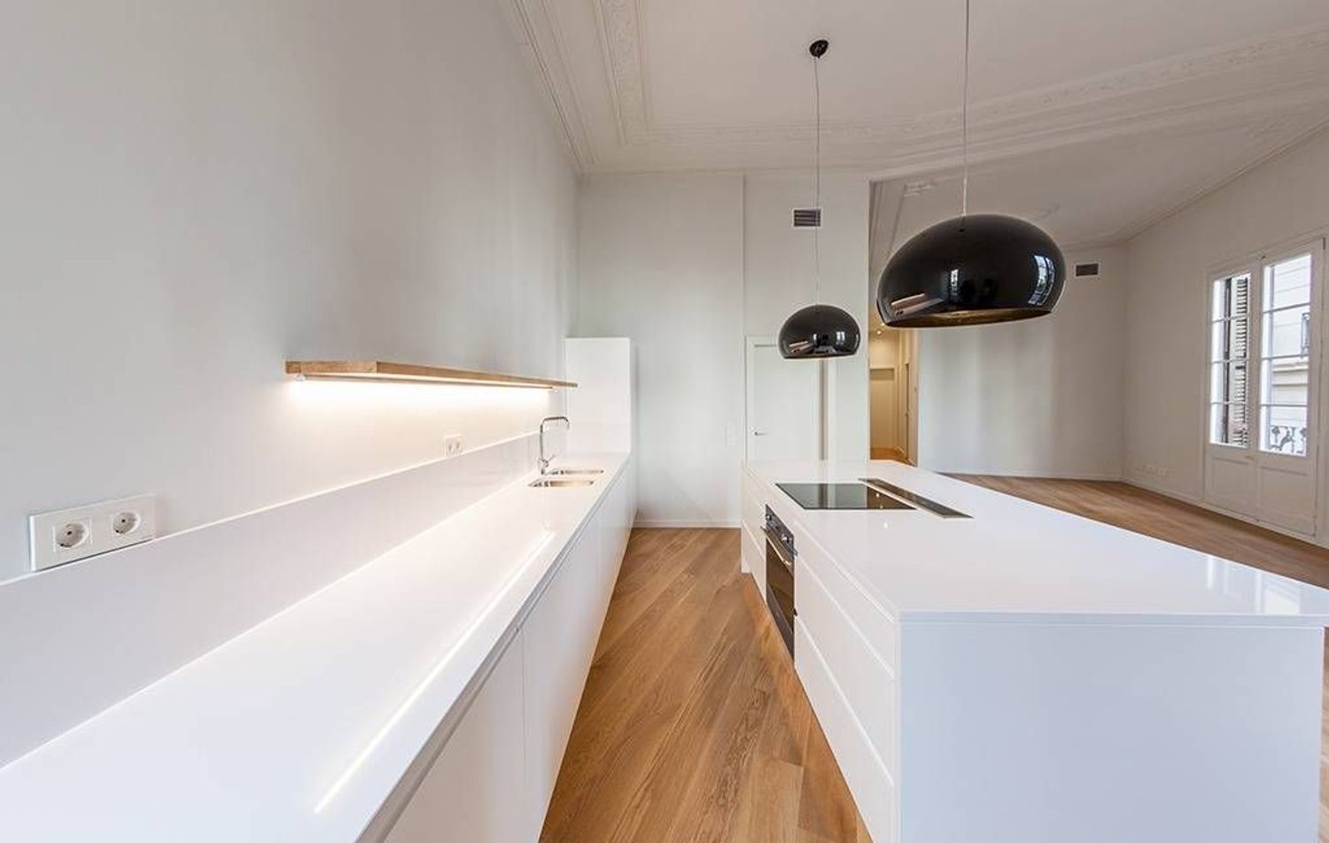 Apartamento en Barcelona, España 2 dormitorios, 110 m2 No. 161321