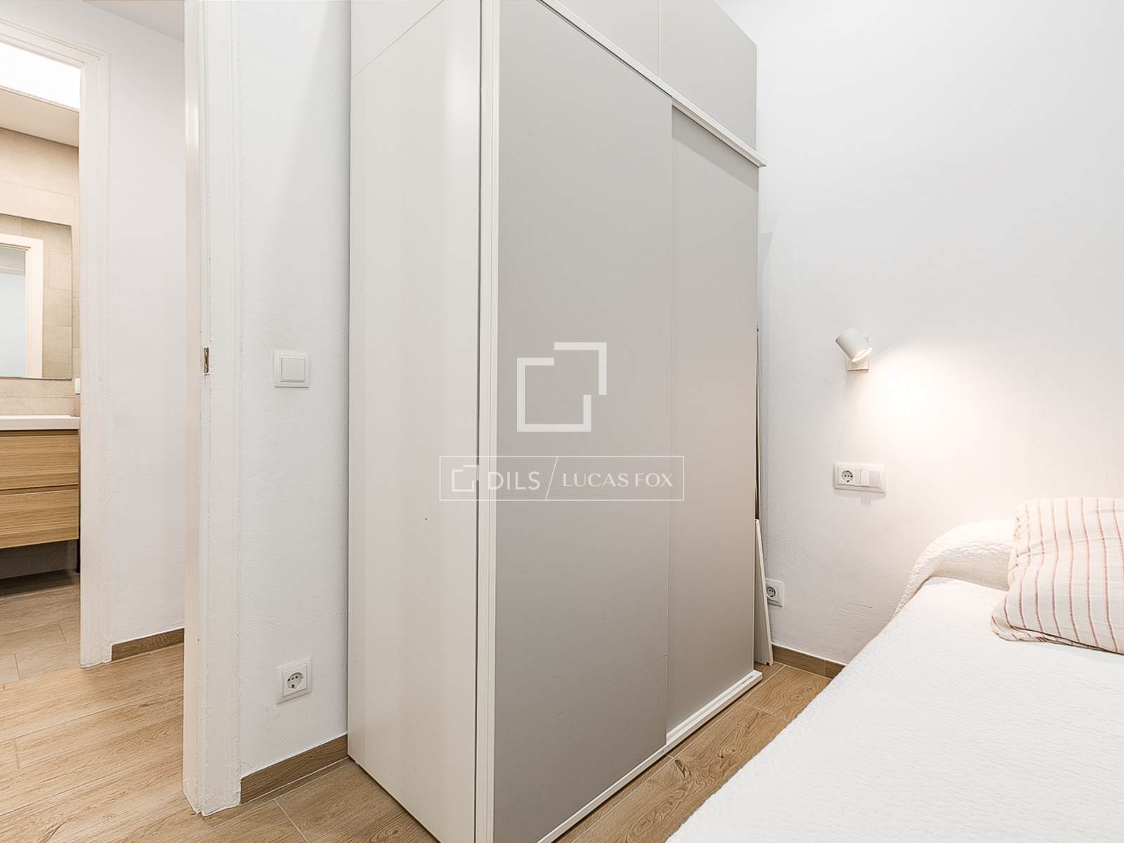 Lägenhet i Barcelona, Spanien 3 sovrum, 88 kvm. Nr. 164903