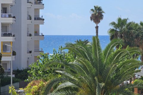 Huoneisto Lloret de Mar, Girona, Espanja 4 makuuhuonetta, 128 m2 No. 168493