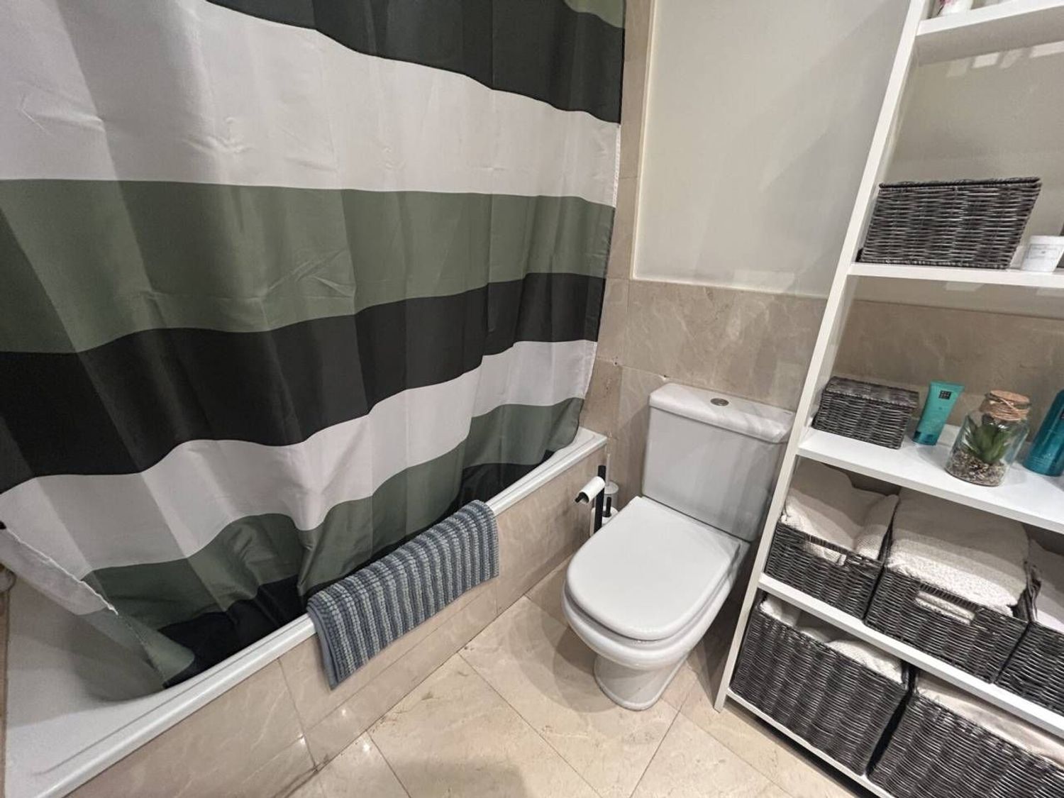 Apartment à Cubelles, Barcelona, Espagne 3 chambres, 101 m2 No. 168497