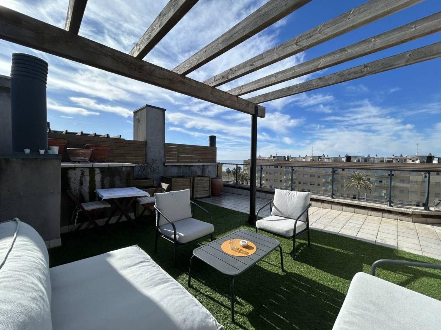 Apartment à Cubelles, Barcelona, Espagne 3 chambres, 101 m2 No. 168497