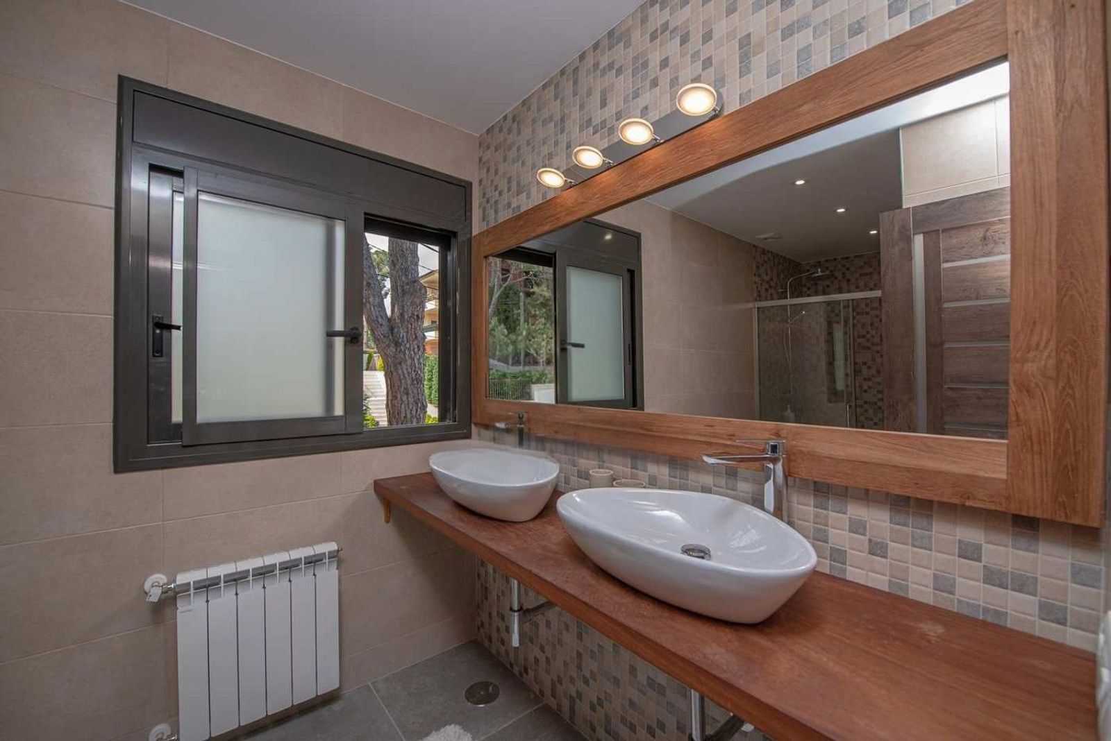 Сasa en Platja D'aro, Gerona, España 5 dormitorios, 214 m2 No. 168492