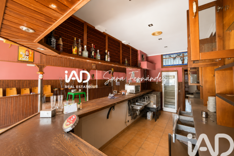 Commercial property in Trobajo del Camino, Leon, Spain 100 sq.m. No. 185064