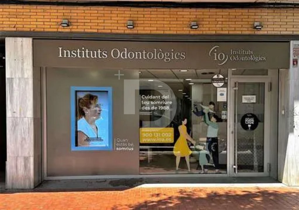 Propiedad comercial en Sant Andreu, Barcelona, España 362 m2 No. 154888