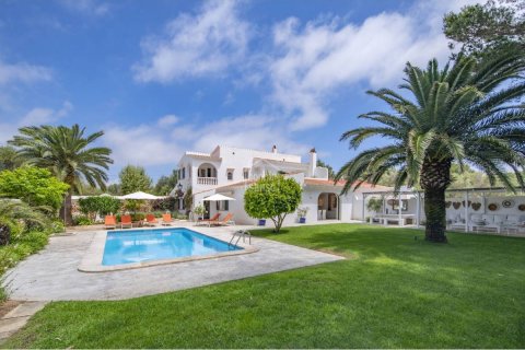 Villa en Es Castell, Menorca, España 7 dormitorios, 508 m2 No. 146997