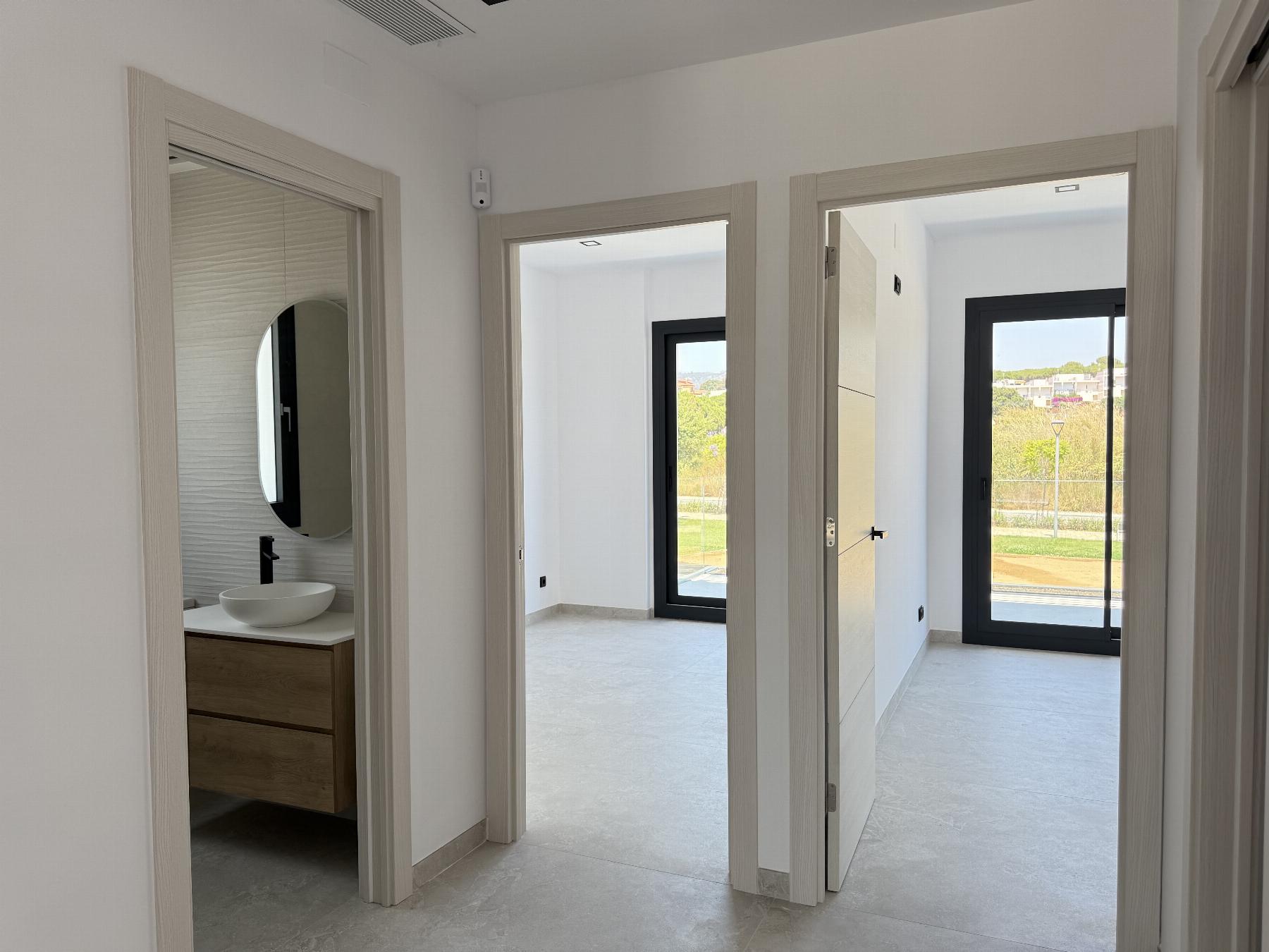House in S'Agaro, Girona, Spanien 4 Schlafzimmer, 232 m2 Nr. 146998