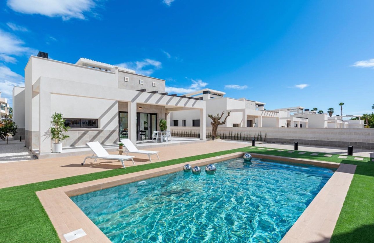 Villa in Ciudad Quesada, Alicante, Spain 3 bedrooms, 148 sq.m. No. 136755