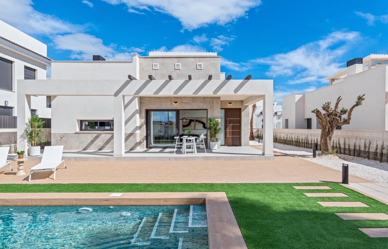 Villa in Ciudad Quesada, Alicante, Spain 3 bedrooms, 148 sq.m. No. 136755