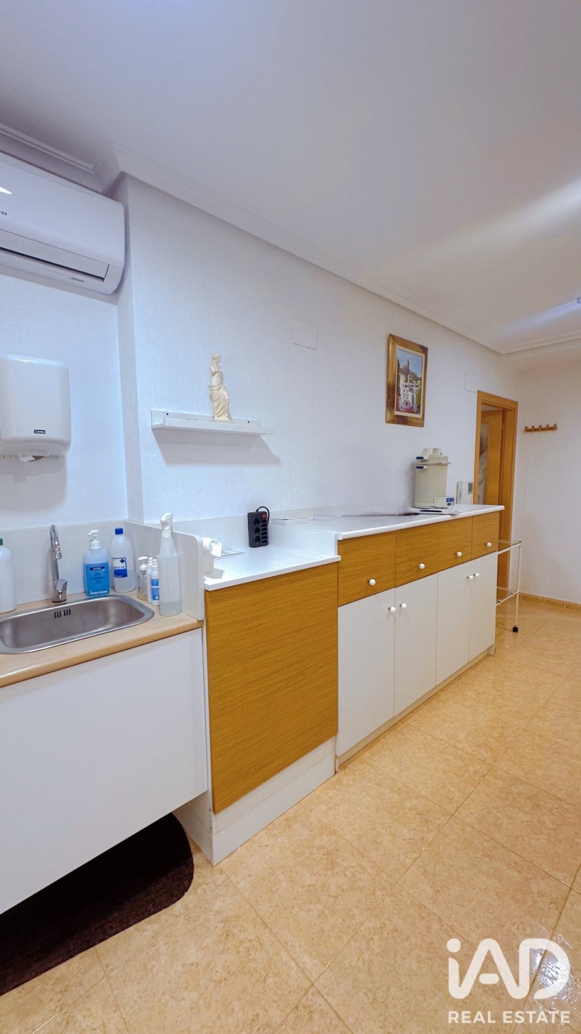 Apartamento en Elche, Alicante, España 3 dormitorios, 132 m2 No. 195826