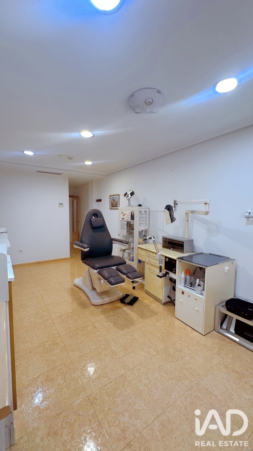Apartamento en Elche, Alicante, España 3 dormitorios, 132 m2 No. 195826