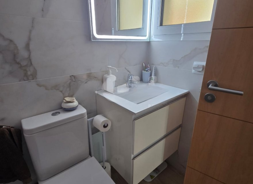 Appartamento a Tenerife, Spagna 2 camere da letto, 83 mq. N° 194469