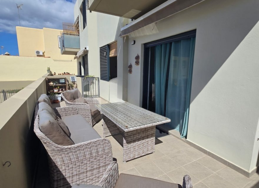 Appartamento a Tenerife, Spagna 2 camere da letto, 83 mq. N° 194469