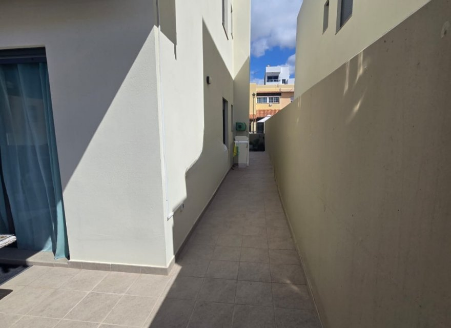 Appartamento a Tenerife, Spagna 2 camere da letto, 83 mq. N° 194469
