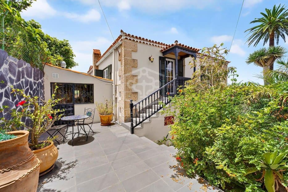Villa a La Victoria de Acentejo, Tenerife, Spagna 4 camere da letto, 294 mq. N° 194465