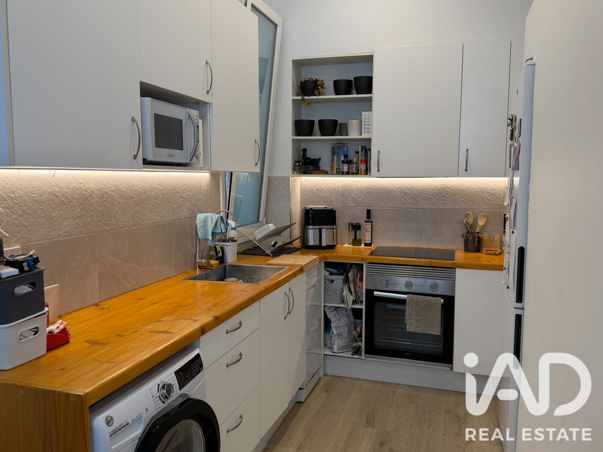 Wohnung in L'Hospitalet de Llobregat, Barcelona, Spanien 3 Schlafzimmer, 68 m2 Nr. 187894