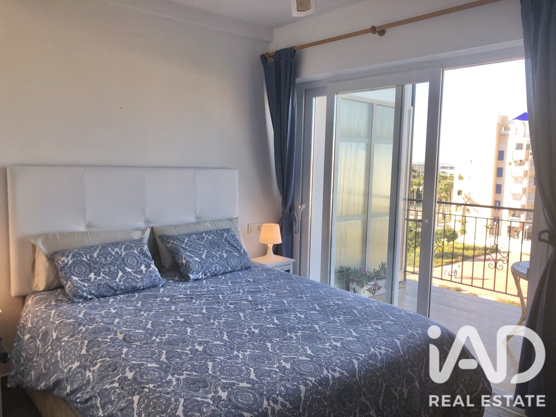 Apartamento en Torrevieja, Alicante, España 2 dormitorios, 71 m2 No. 187889