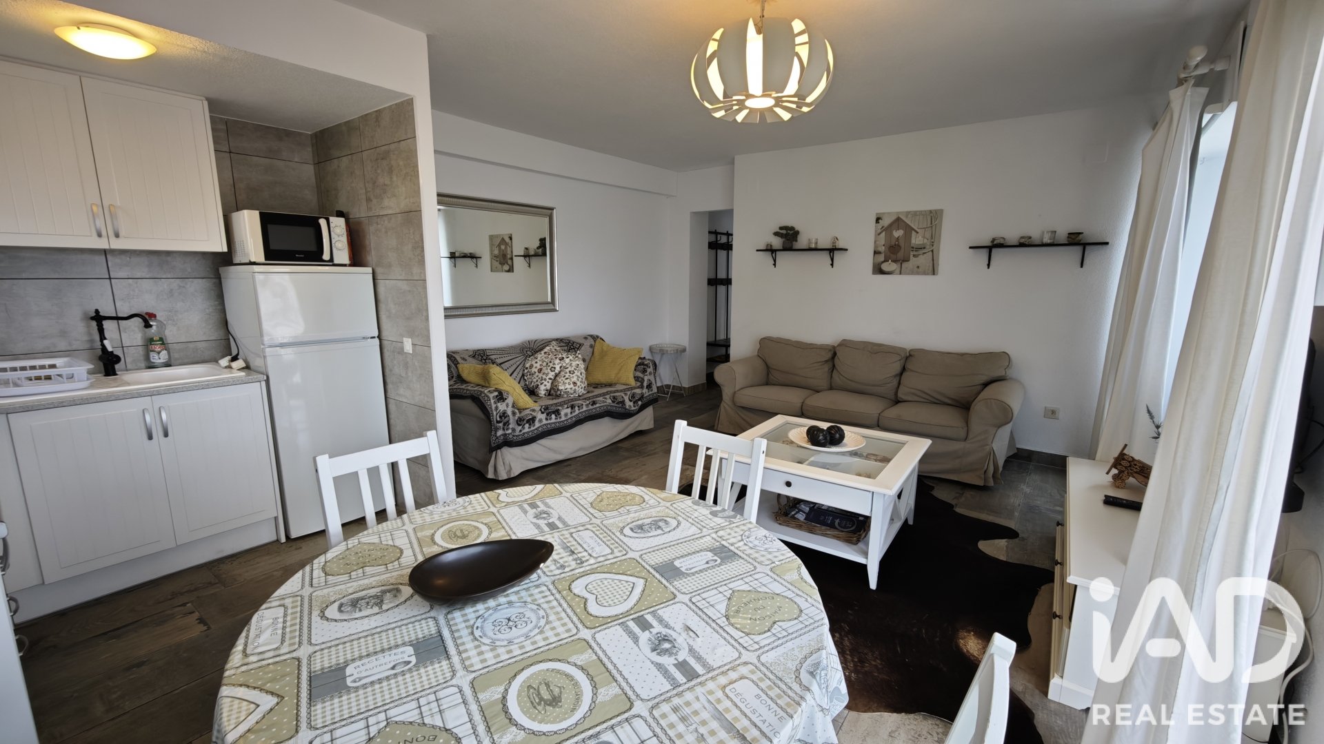 Apartamento en Torrevieja, Alicante, España 2 dormitorios, 71 m2 No. 187889