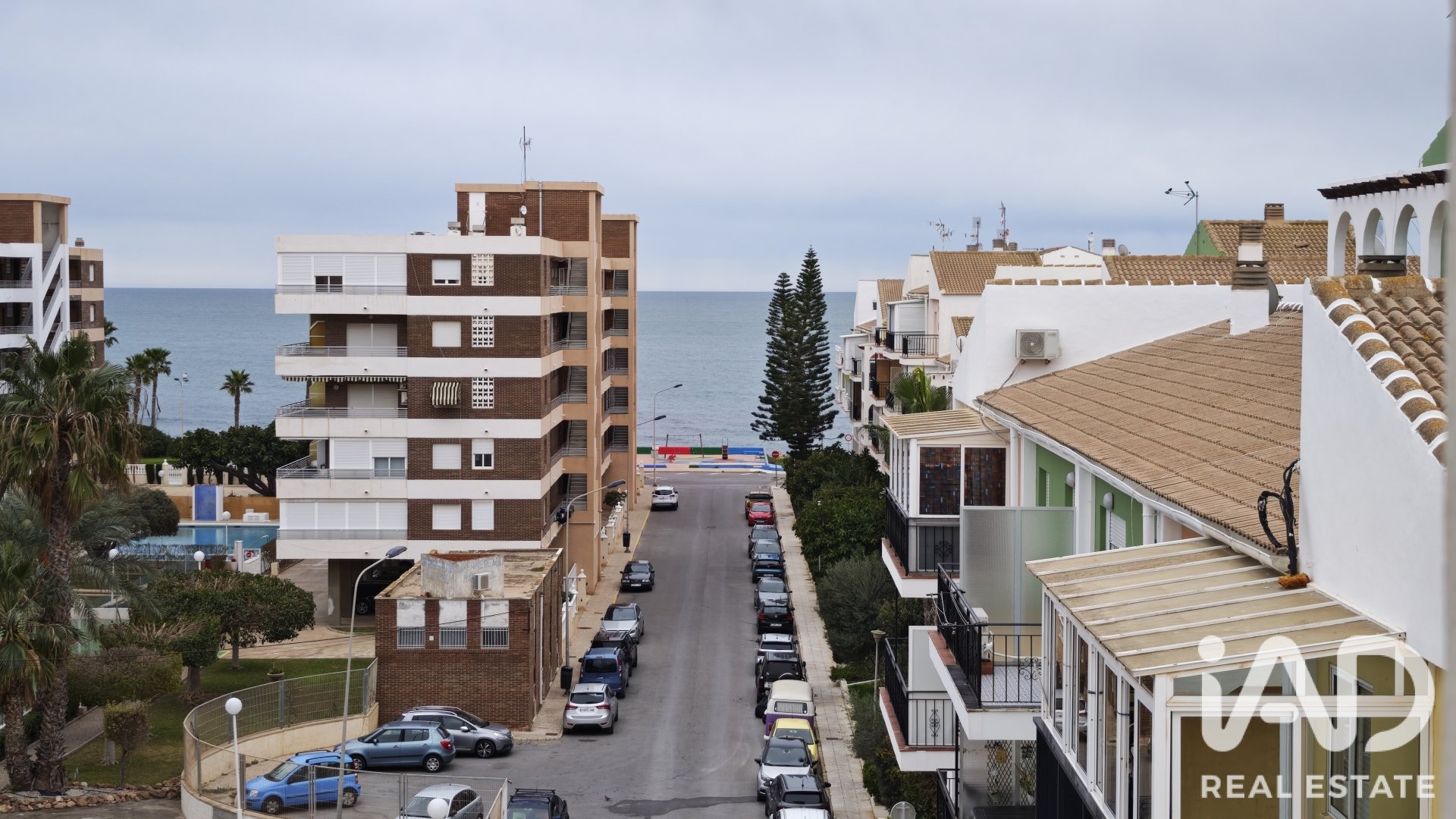 Apartamento en Torrevieja, Alicante, España 2 dormitorios, 71 m2 No. 187889