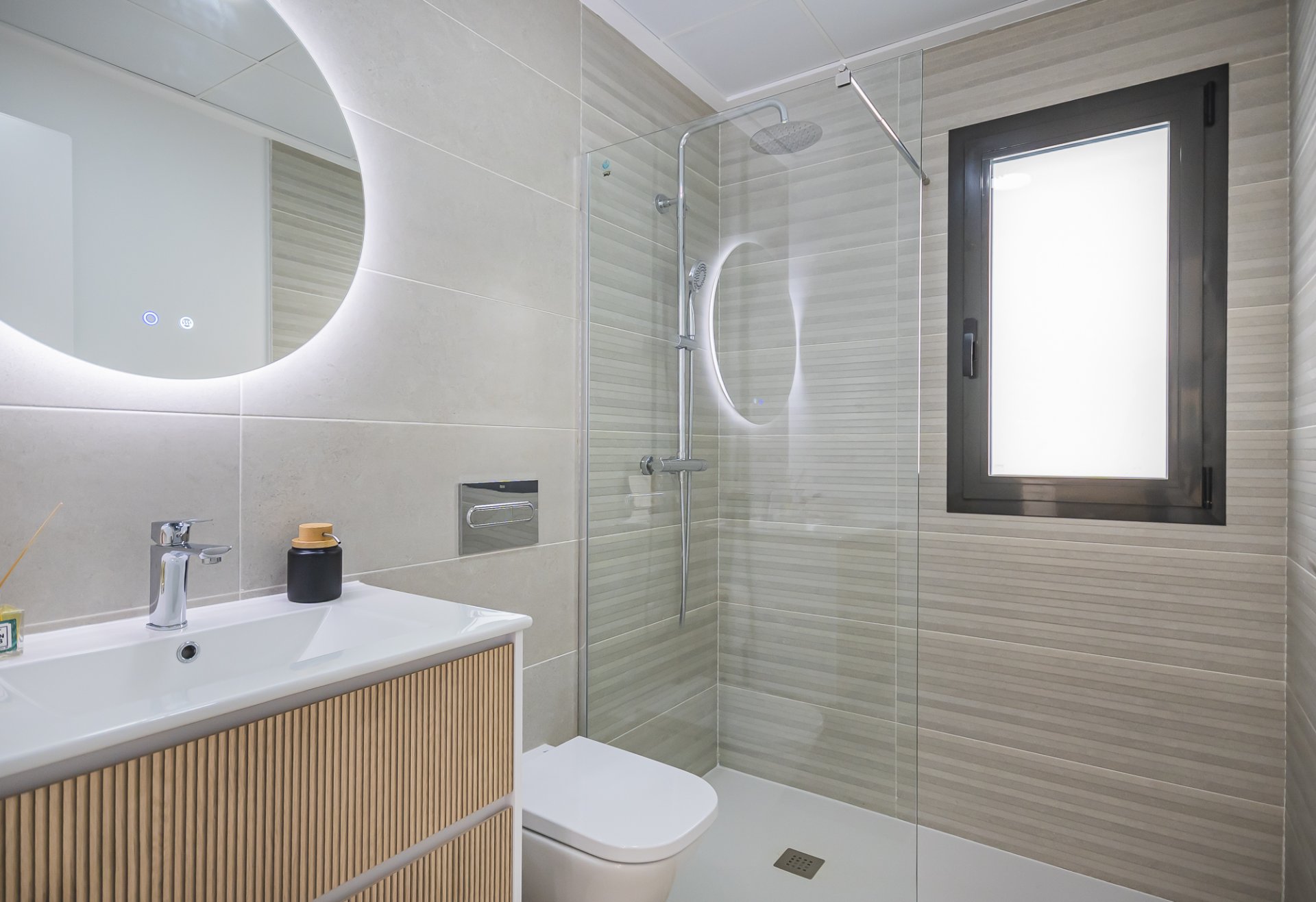 Duplex à Torrevieja, Alicante, Espagne 3 chambres, 167 m2 No. 180720