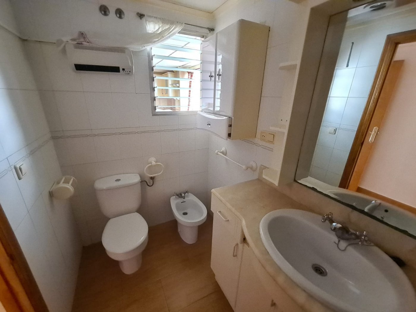 Appartamento a Guardamar del Segura, Alicante, Spagna 3 camere da letto, 120 mq. N° 183615