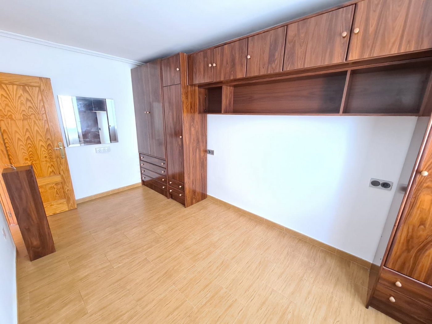 Appartamento a Guardamar del Segura, Alicante, Spagna 3 camere da letto, 120 mq. N° 183615