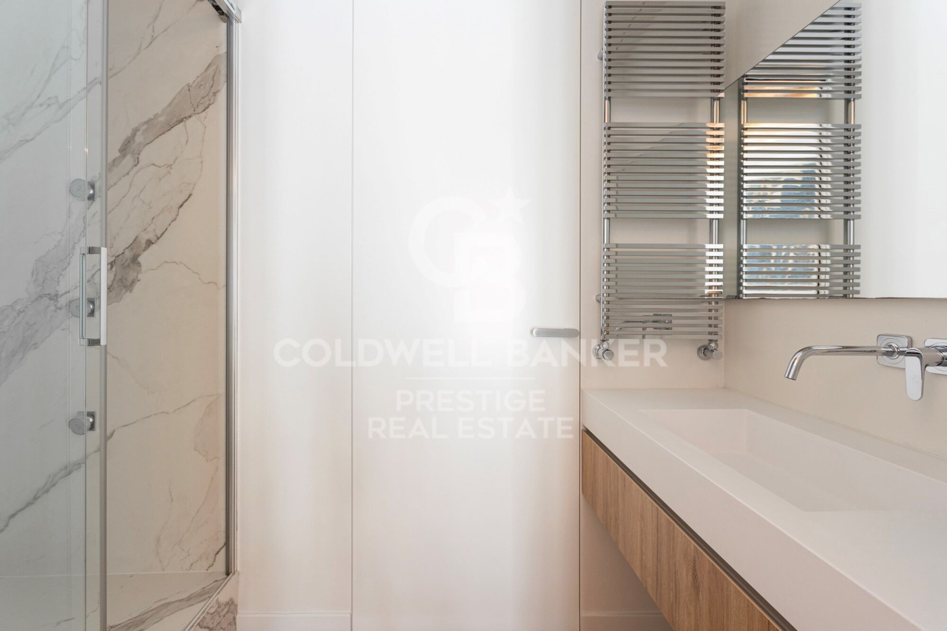 Apartamento en Barcelona, España 3 dormitorios, 183 m2 No. 158098