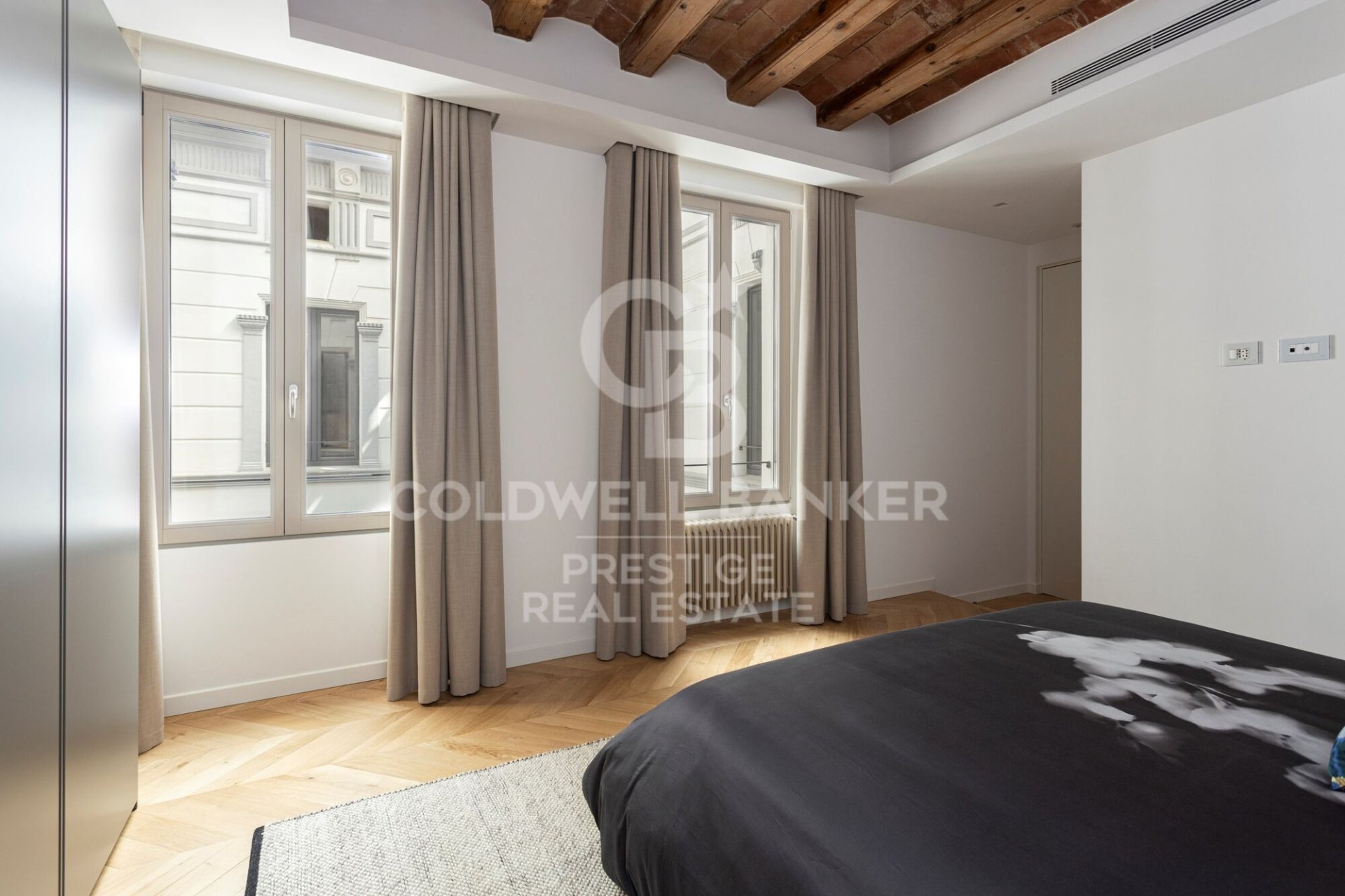 Apartamento en Barcelona, España 3 dormitorios, 183 m2 No. 158098