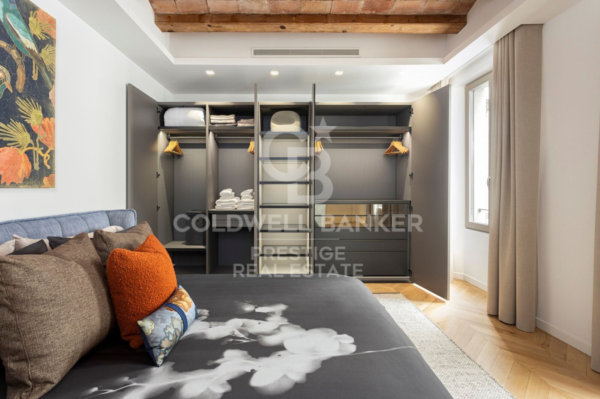 Apartamento en Barcelona, España 3 dormitorios, 183 m2 No. 158098