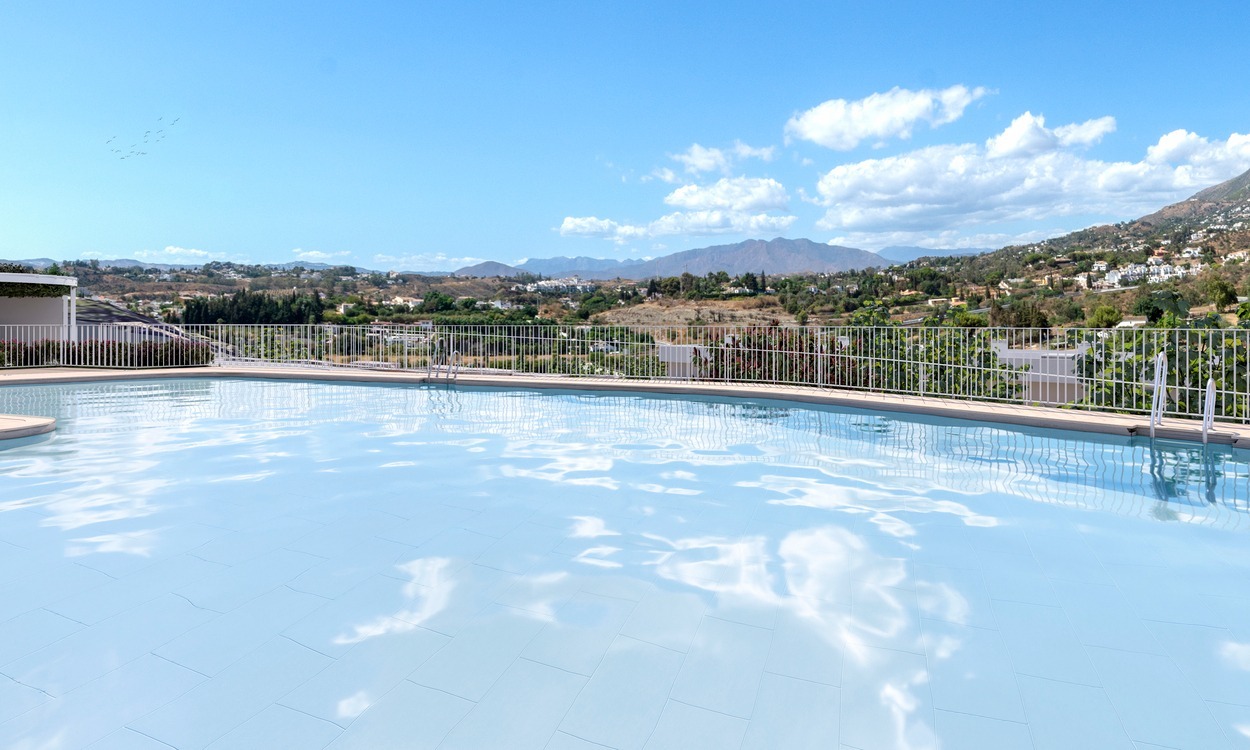 Apartment à Fuengirola, Malaga, Espagne 2 chambres, 94 m2 No. 136856