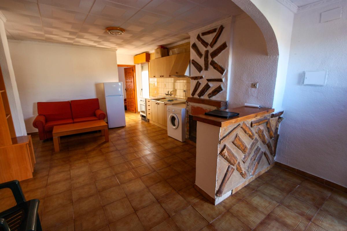 Commercial property in Orba, Alicante, Spain 4 bedrooms, 300 sq.m. No. 80470