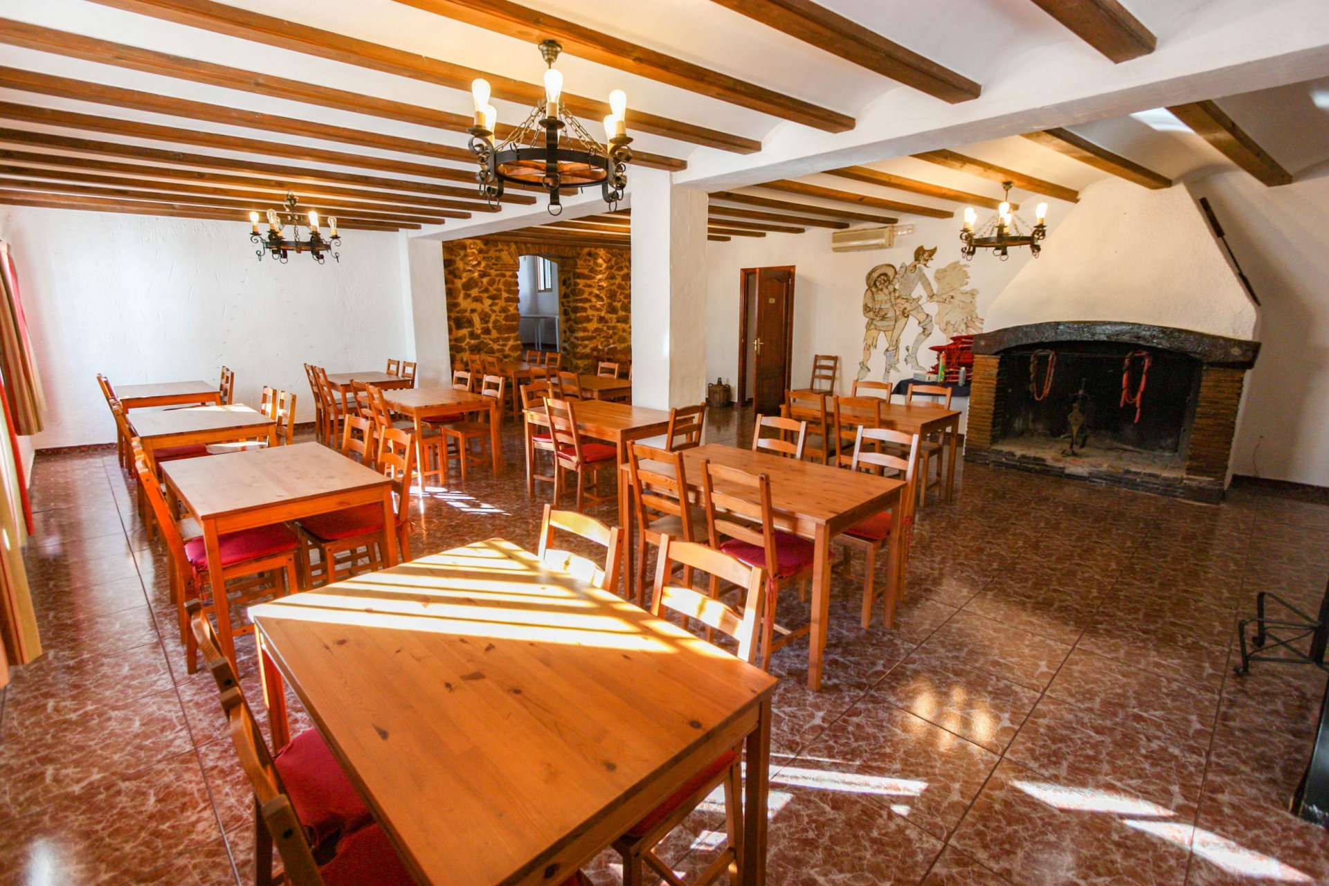 Commercial property in Orba, Alicante, Spain 4 bedrooms, 300 sq.m. No. 80470