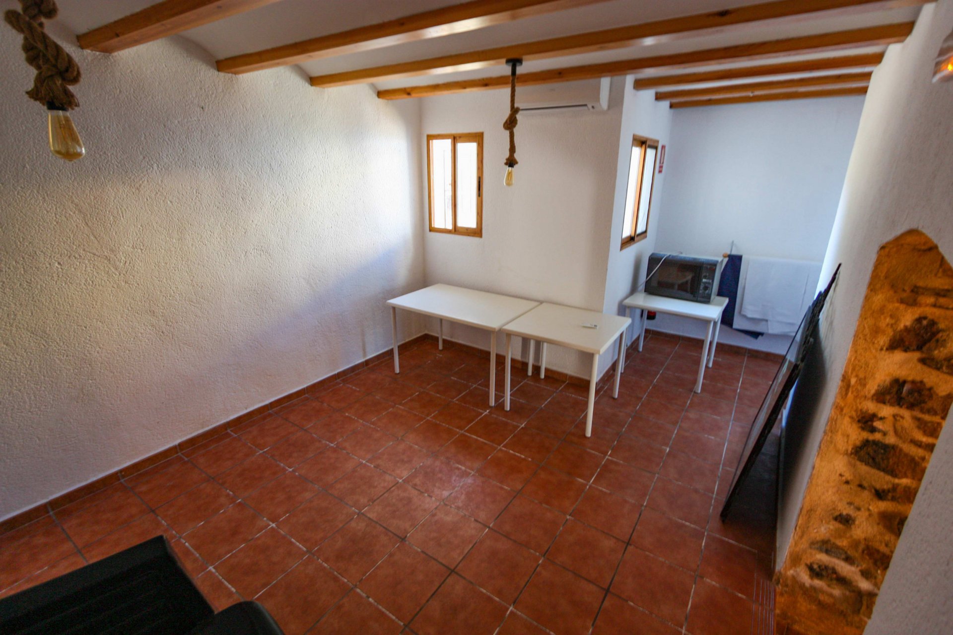 Commercial property in Orba, Alicante, Spain 4 bedrooms, 300 sq.m. No. 80470