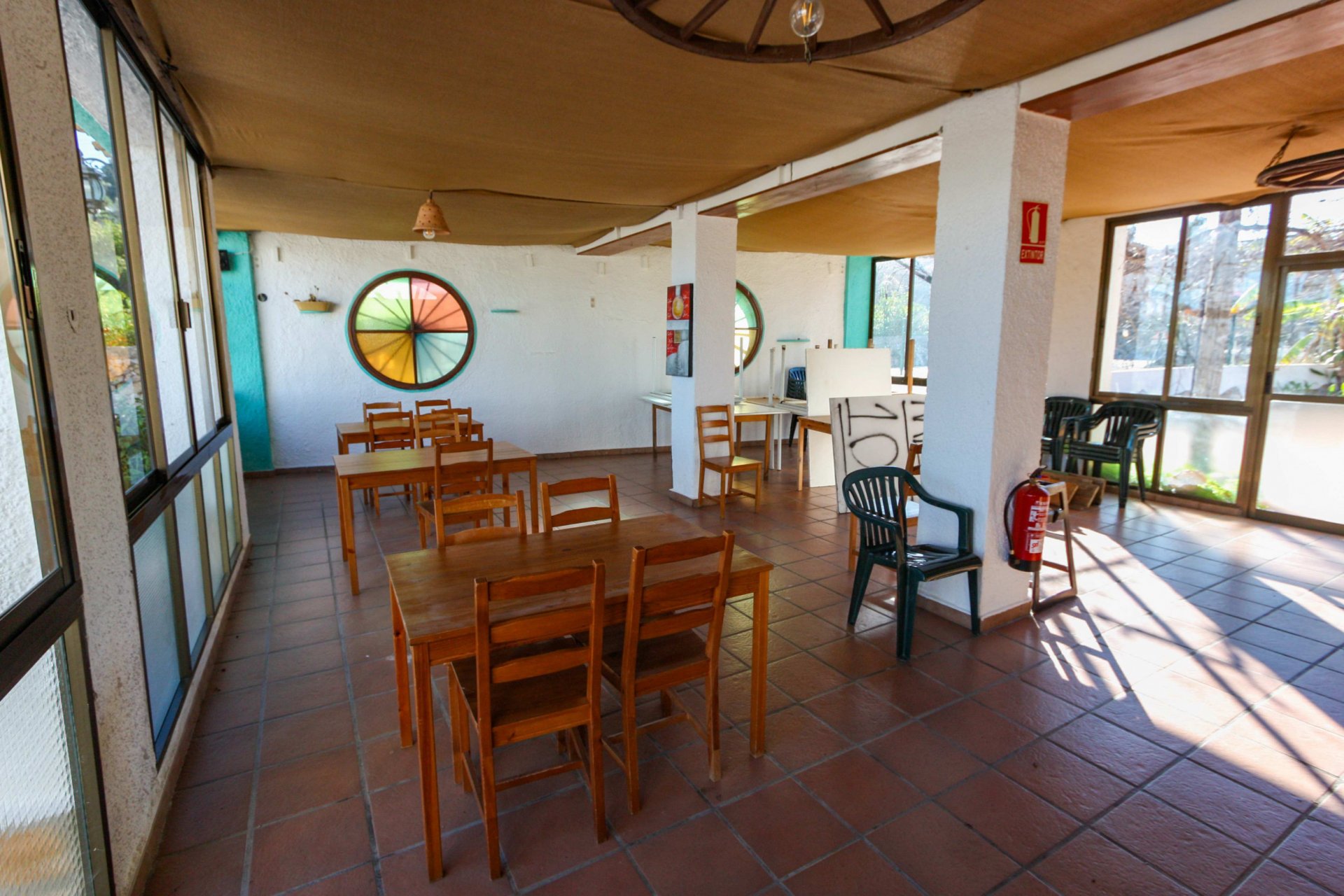 Commercial property in Orba, Alicante, Spain 4 bedrooms, 300 sq.m. No. 80470