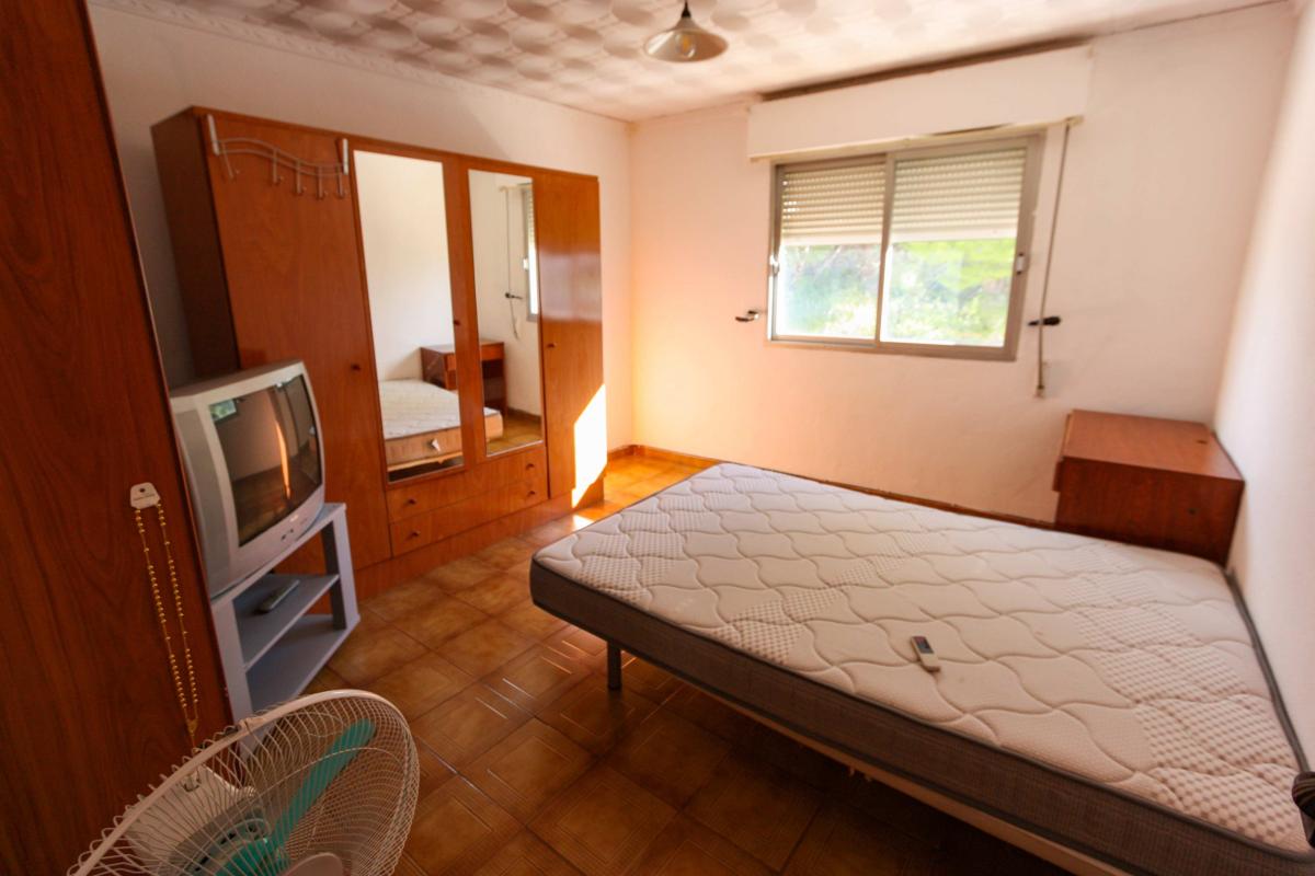 Commercial property in Orba, Alicante, Spain 4 bedrooms, 300 sq.m. No. 80470