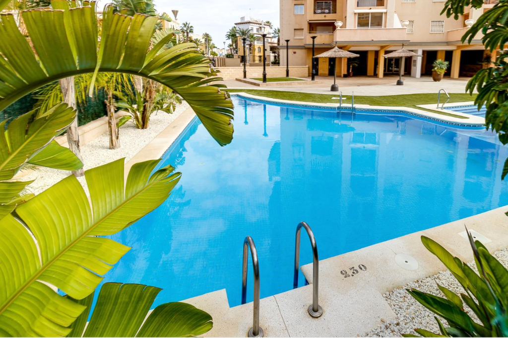 Apartament w Torrevieja, Alicante, Hiszpania 2 sypialnie, 64 mkw. nr 145415