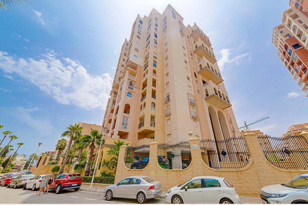 Apartament w Torrevieja, Alicante, Hiszpania 2 sypialnie, 64 mkw. nr 145415
