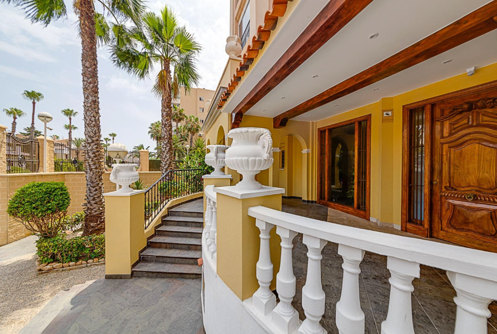 Apartament w Torrevieja, Alicante, Hiszpania 2 sypialnie, 64 mkw. nr 145415